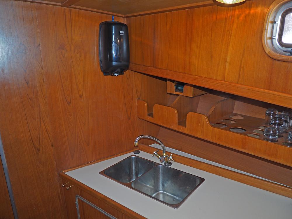 Fore ship, Accommodation